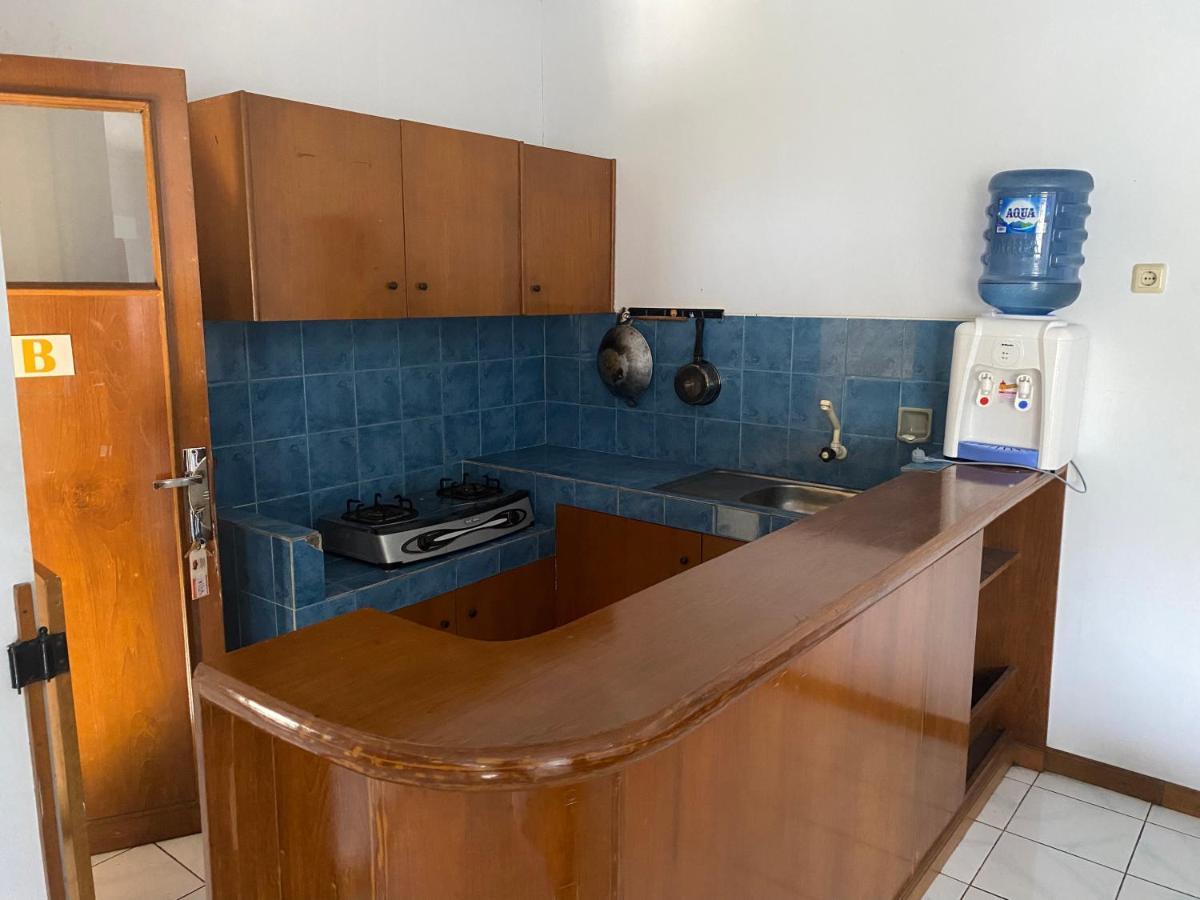Hotel Puspa Sari Чиатер Экстерьер фото